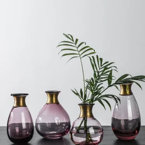 vase transparent rose