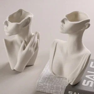 décoration en céramique visage