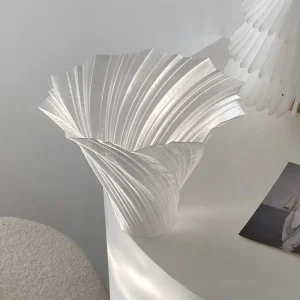 vase en plastique blanc élégant